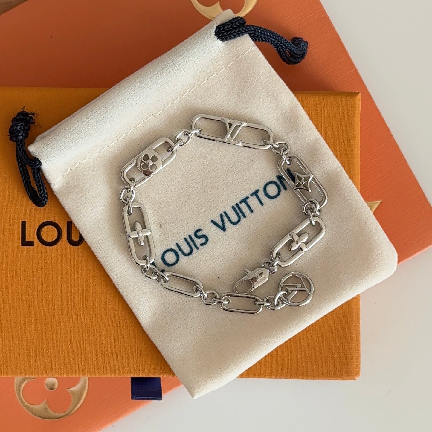 LV Sleek Monogram