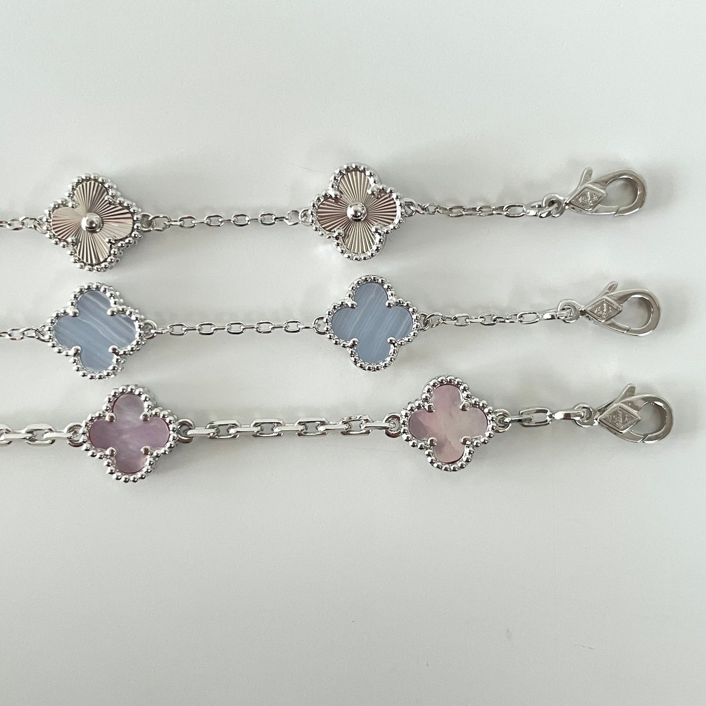 سوار فانكليف ورد صغير