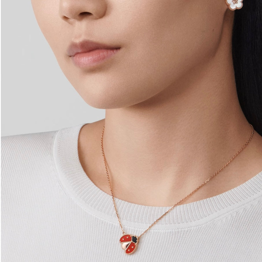 سلسال فانكليف لاكي سبرينغ