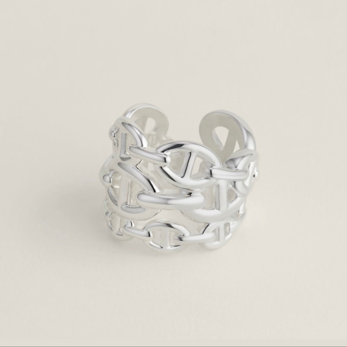 Hermes ring