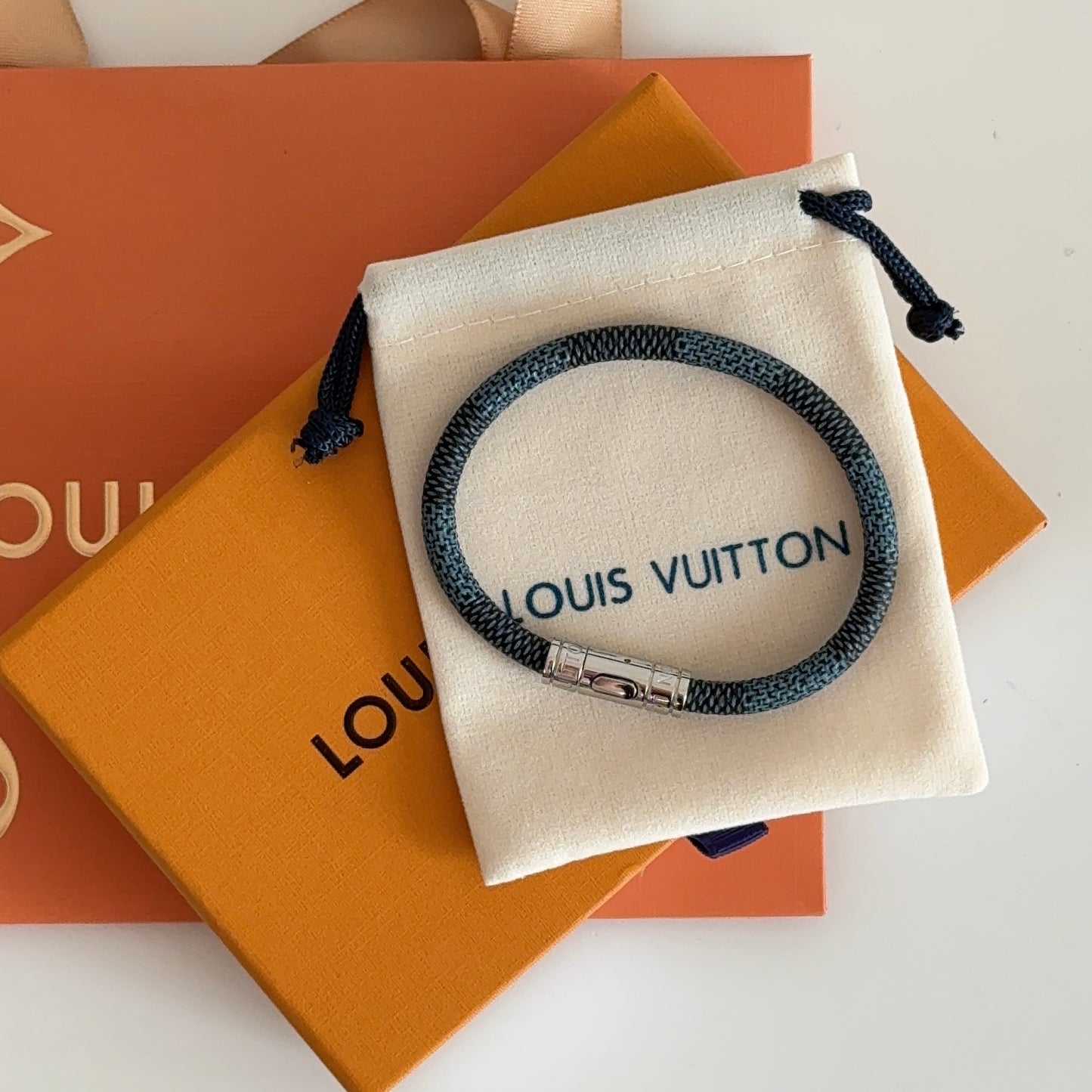 Keep It LV bracelet