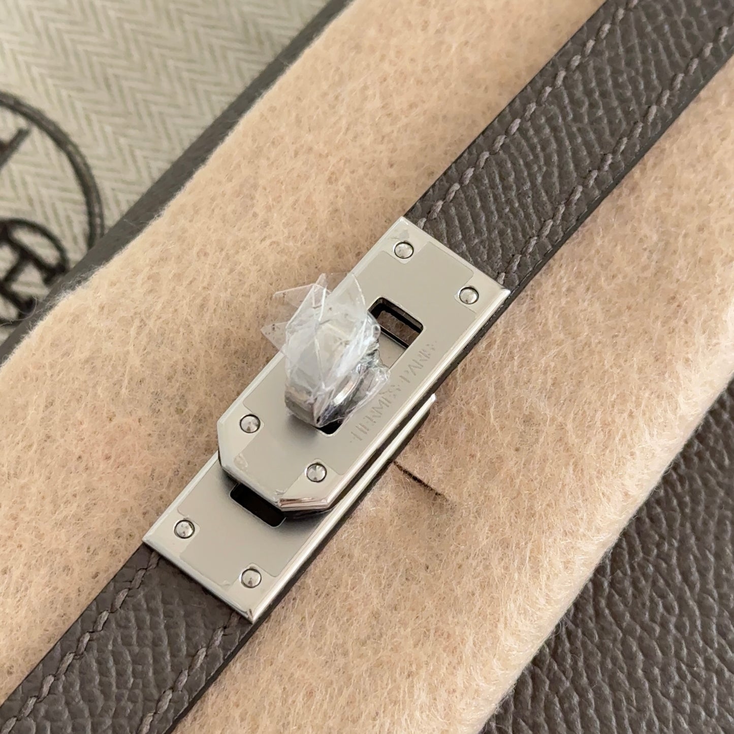 HERMES Kelly To Go Wallet