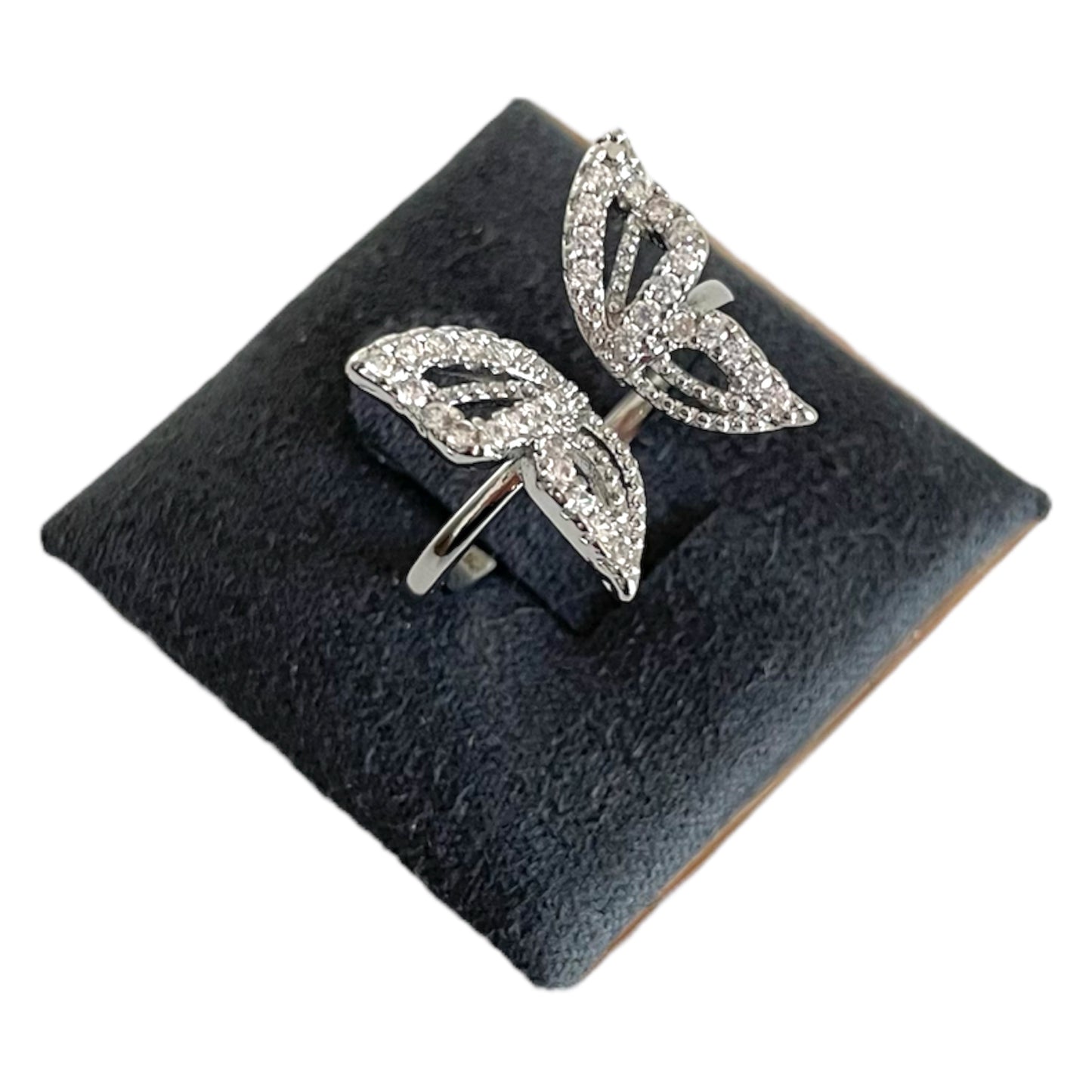 Butterfly ring