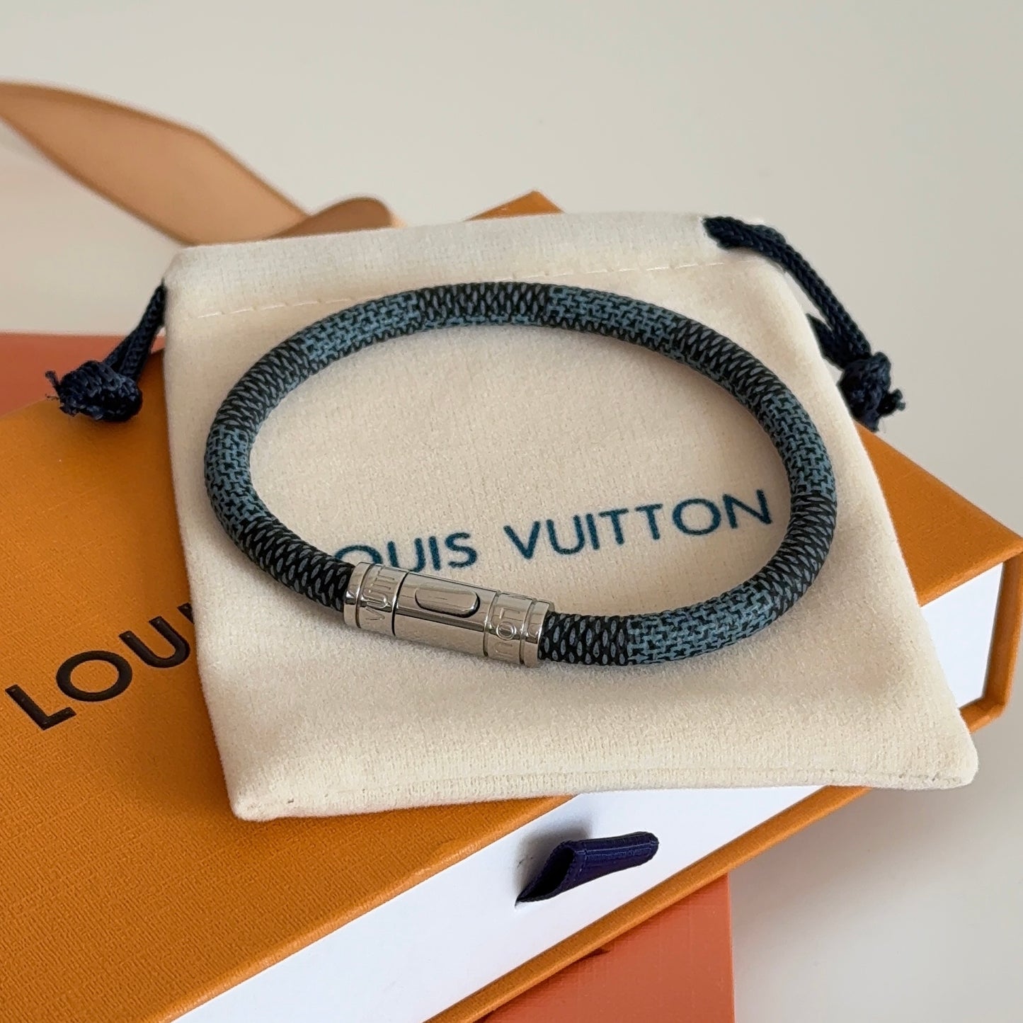 Keep It LV bracelet