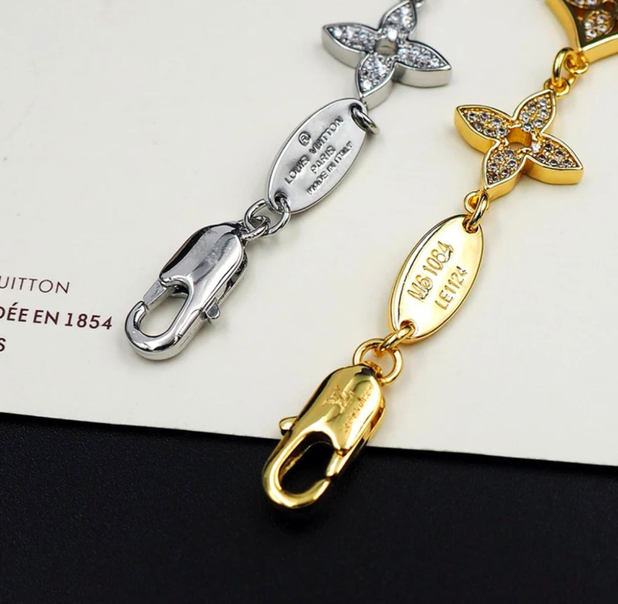 LV bracelet “zircon”