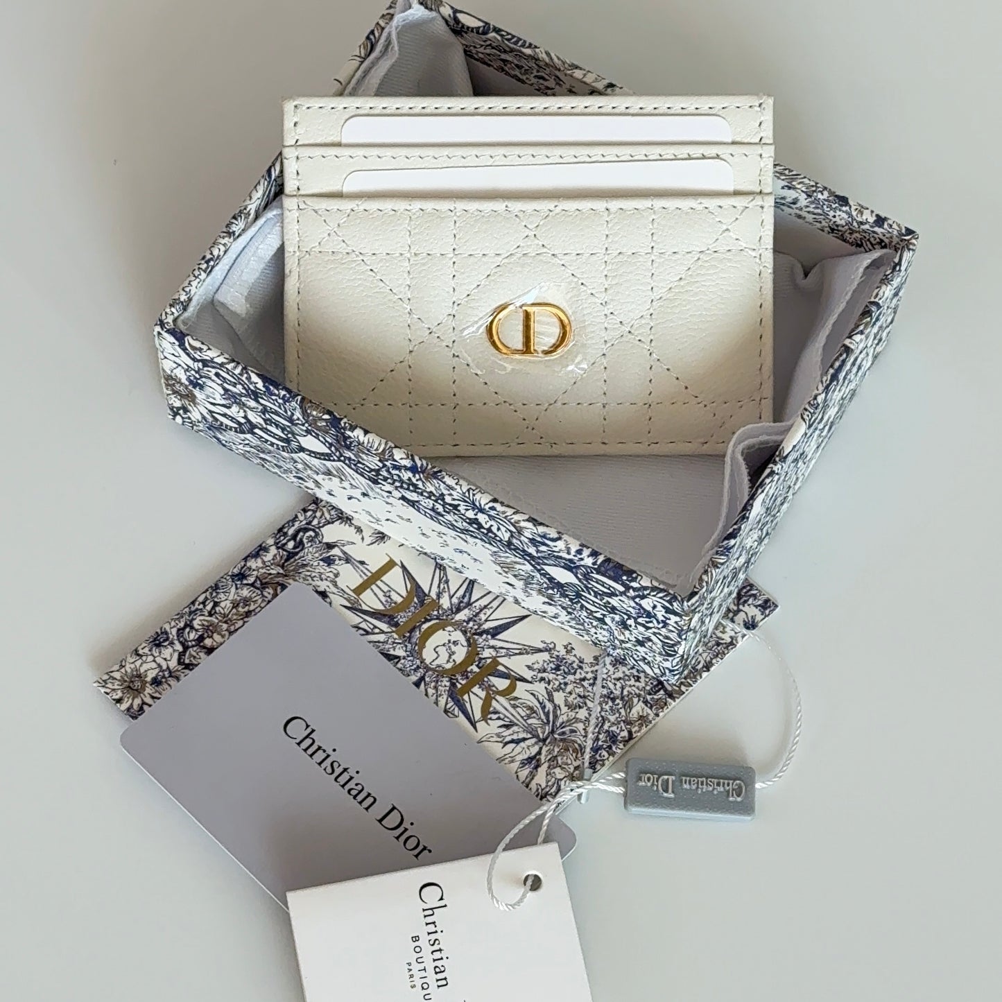 Dior cardholder
