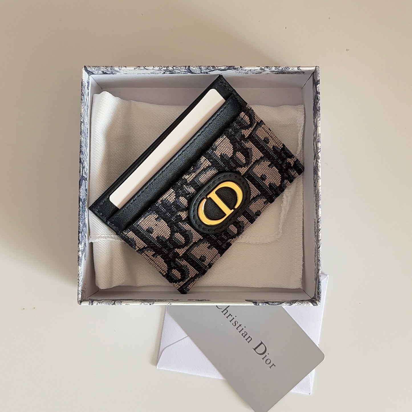 Dior cardholder