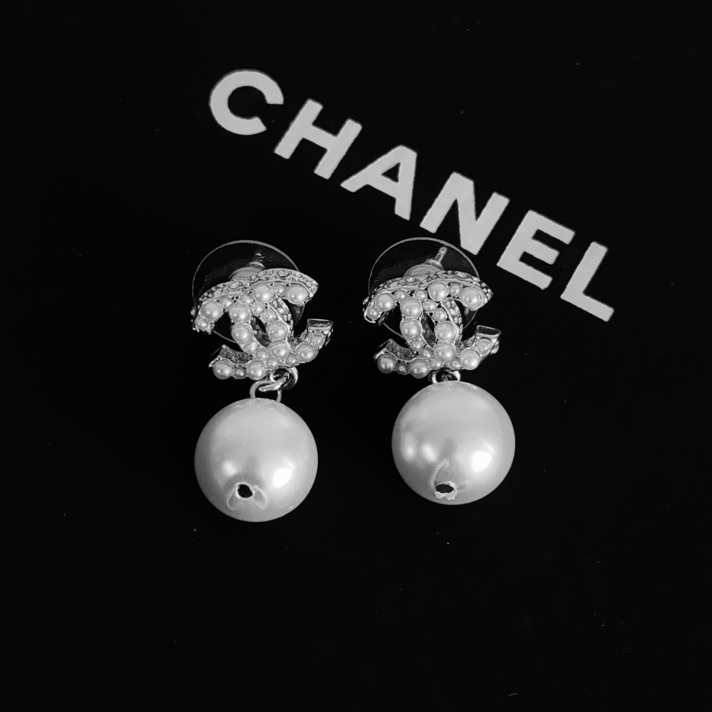 Chanel pearl earrings