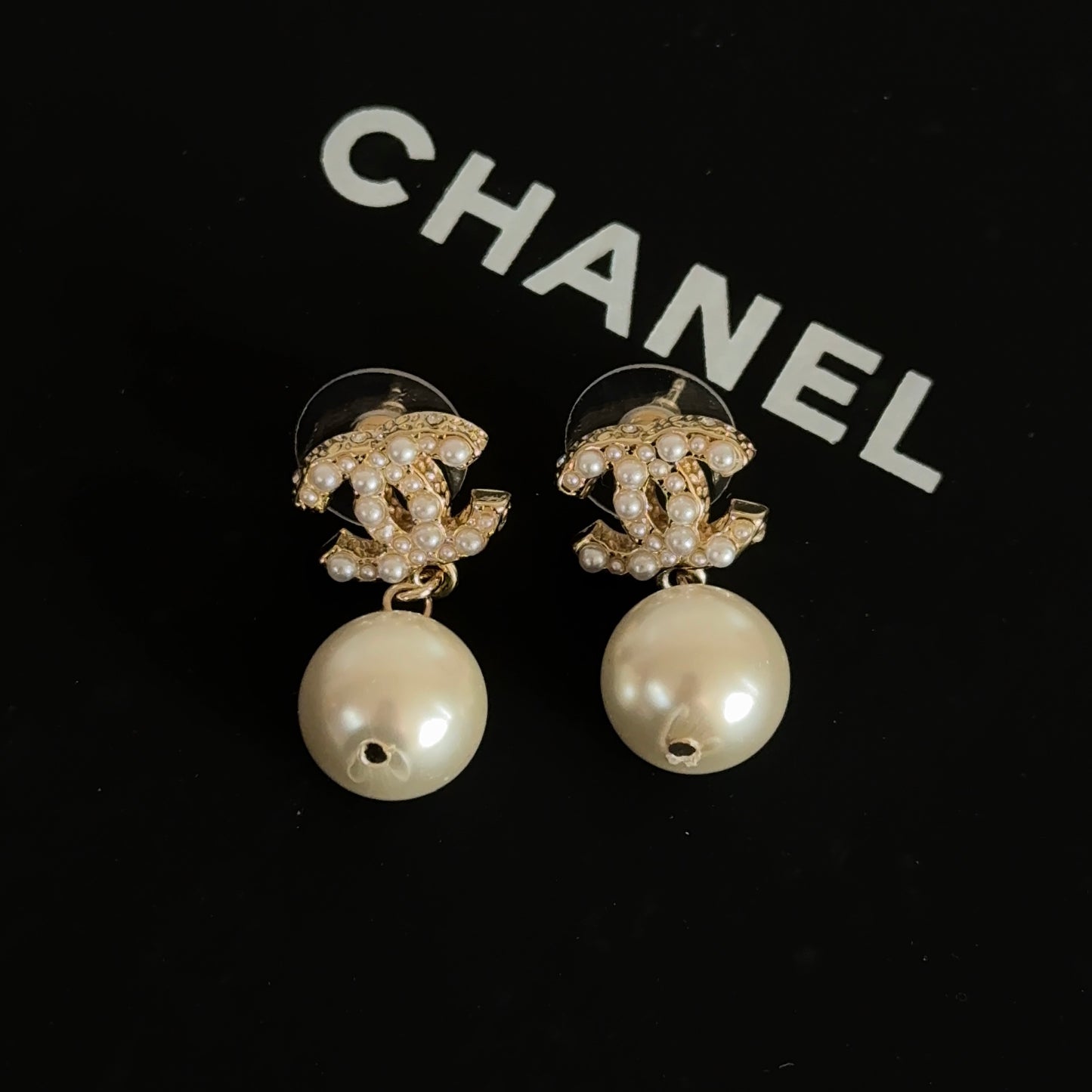 Chanel pearl earrings