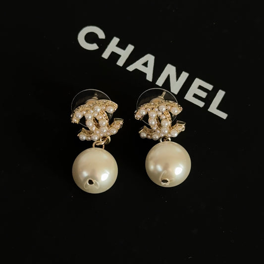 Chanel pearl earrings
