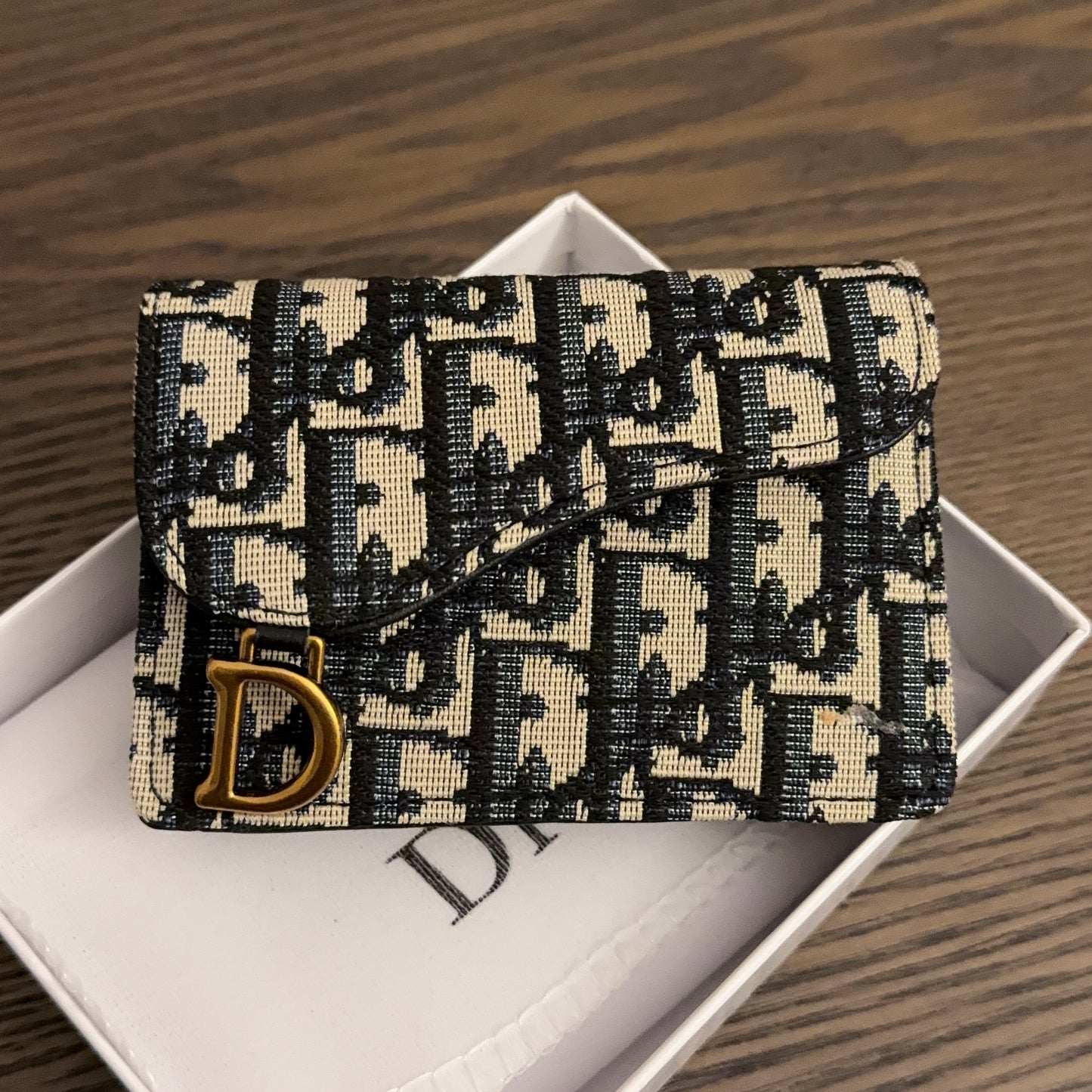 DR Saddle Bloom Card Holder