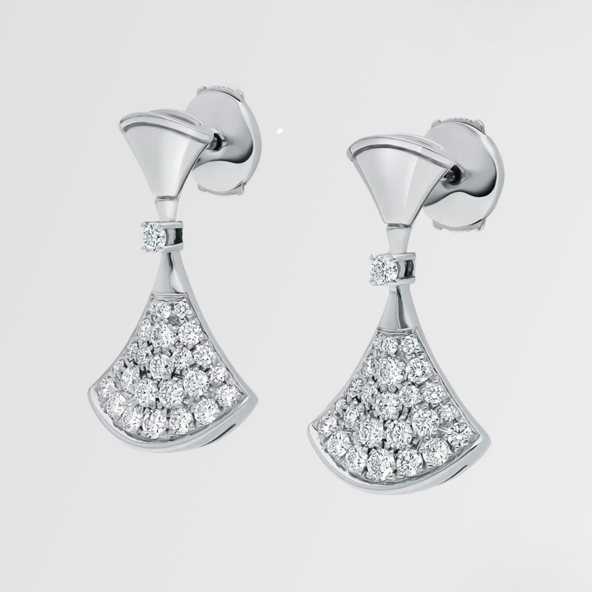 Bulgari earrings ديفاز دريم