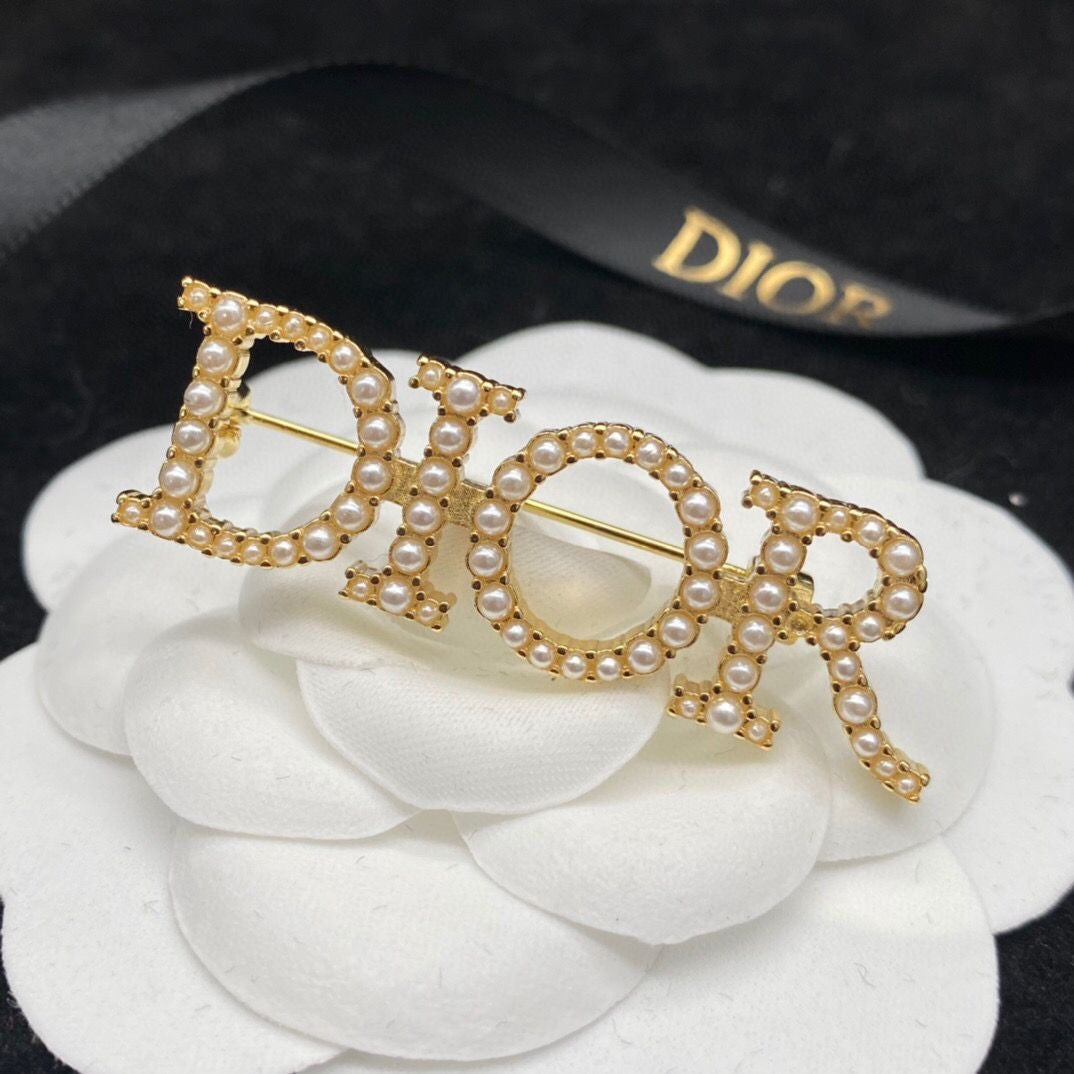 Dior brooch