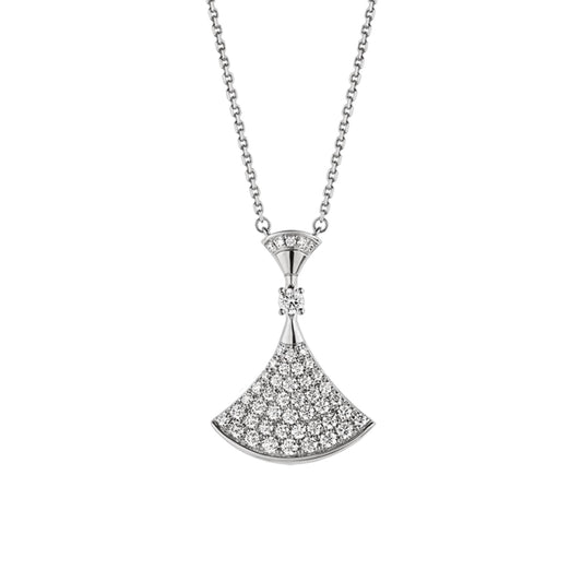 Bulgari necklace ديفاز دريم